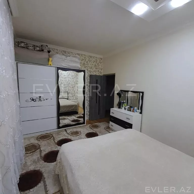 Satılır, həyət evi/villa