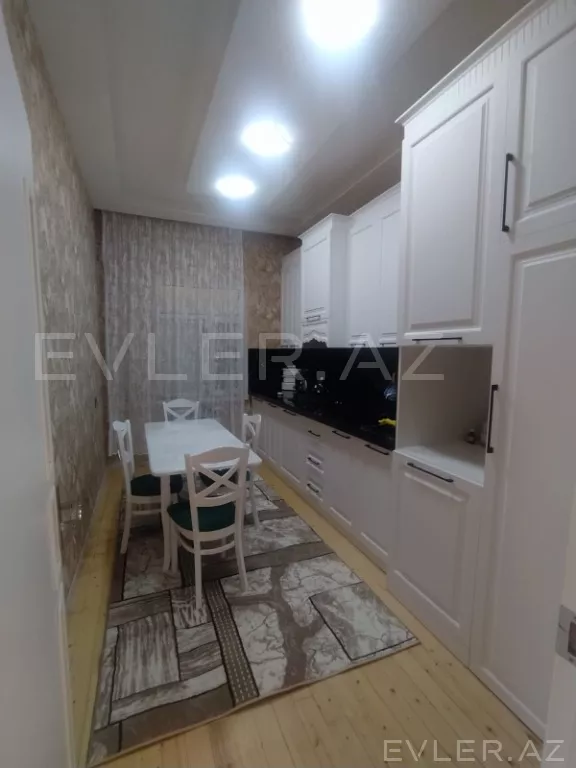 Satılır, həyət evi/villa