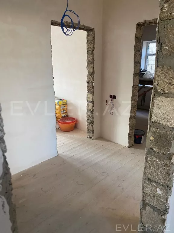 Satılır, həyət evi/villa