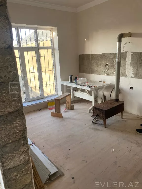 Satılır, həyət evi/villa