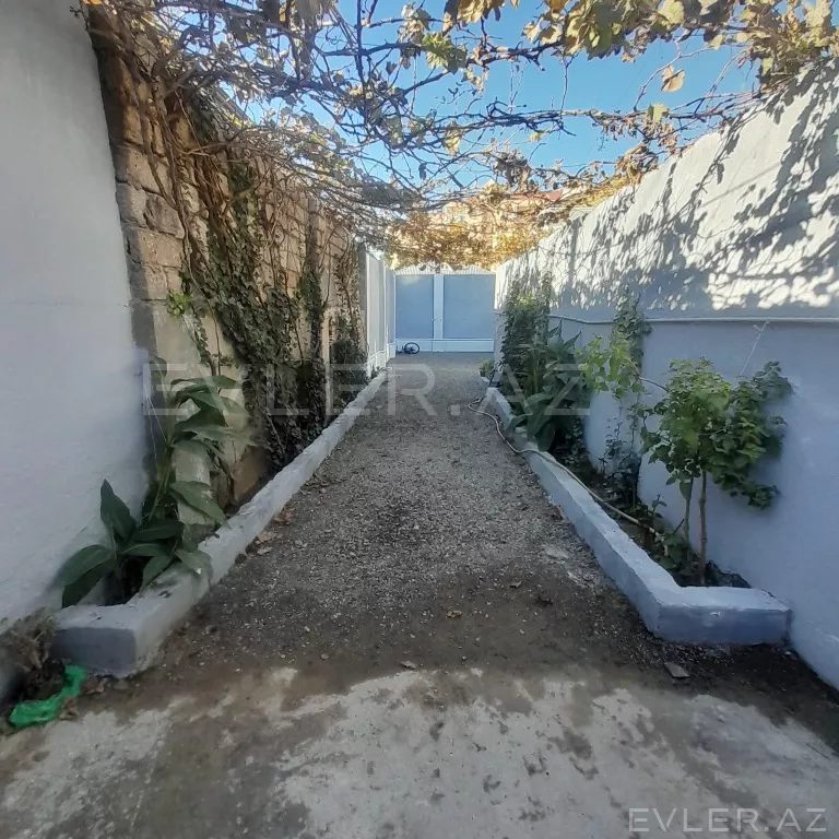 Satılır, həyət evi/villa