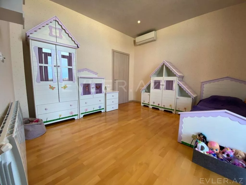 Aylıq, həyət evi/villa