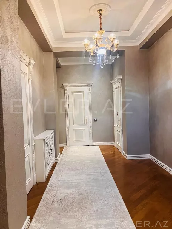 Satılır, həyət evi/villa