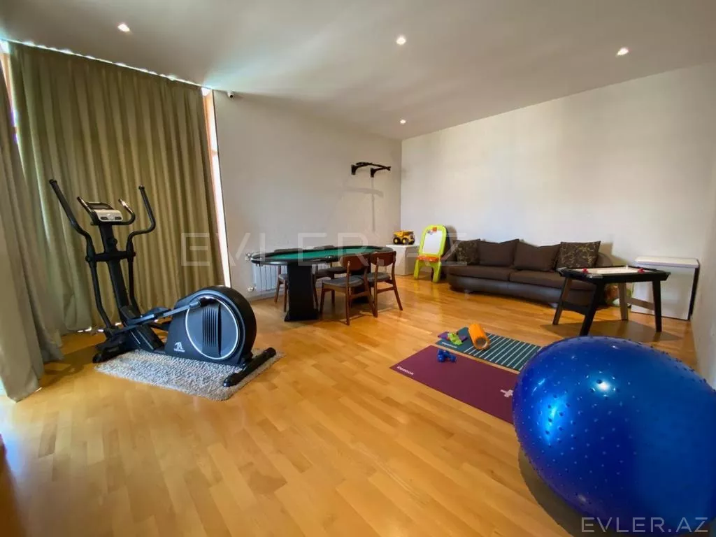 Aylıq, həyət evi/villa