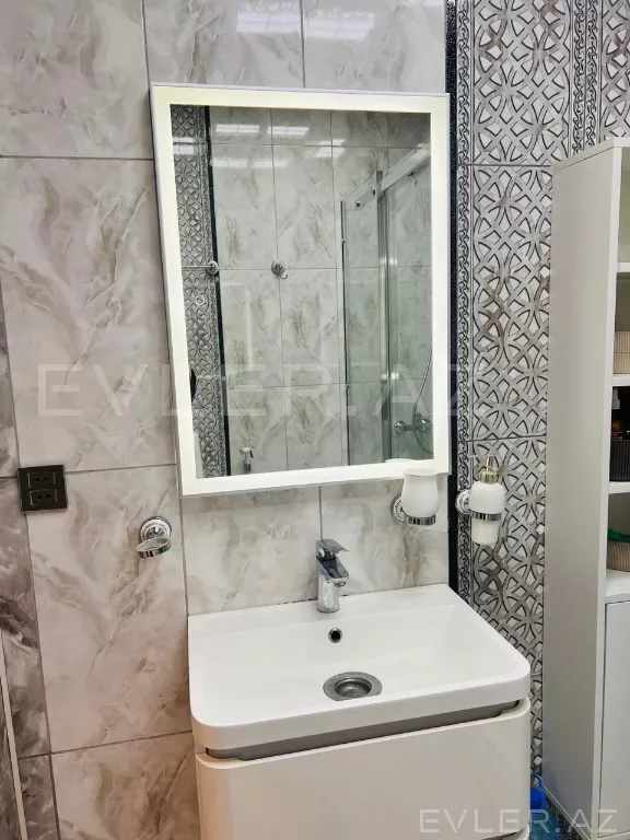 Satılır, həyət evi/villa