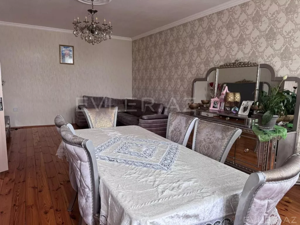 Satılır, həyət evi/villa
