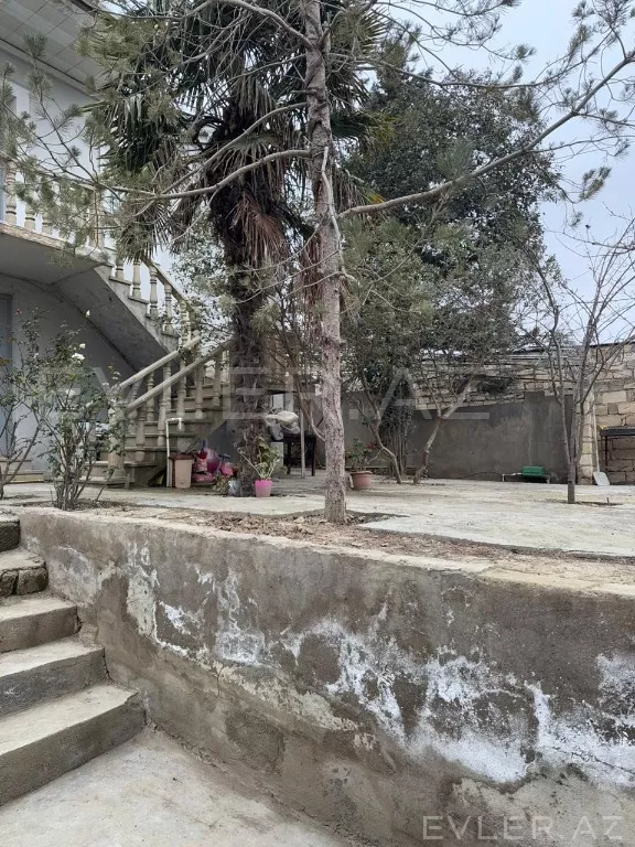 Satılır, həyət evi/villa