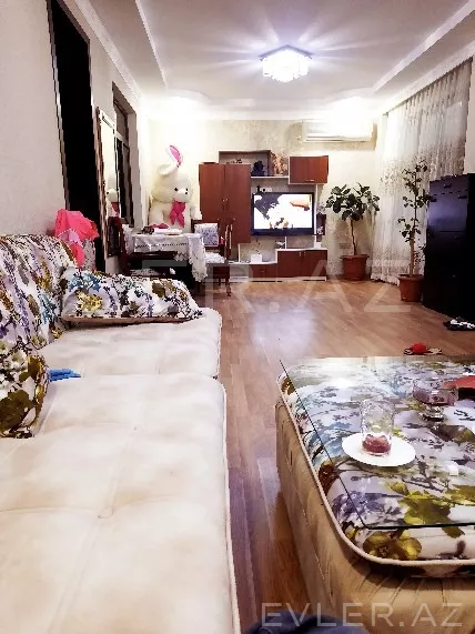 Aylıq, həyət evi/villa