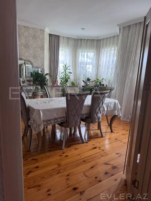 Satılır, həyət evi/villa