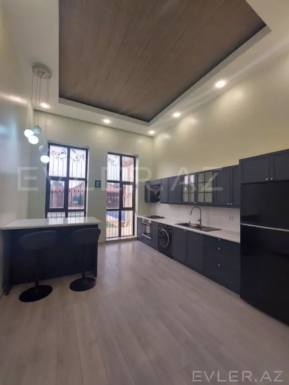 Aylıq, həyət evi/villa