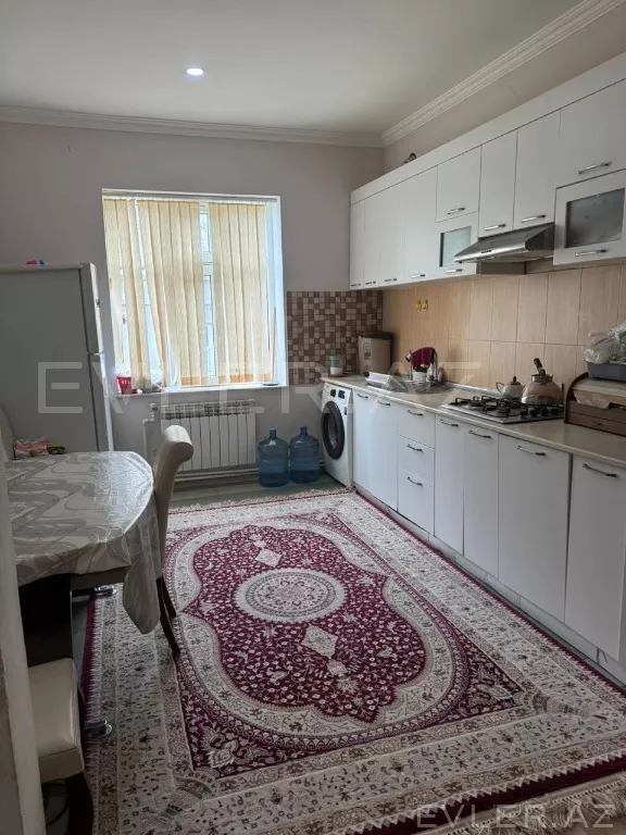 Satılır, həyət evi/villa