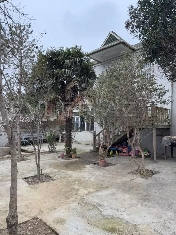Satılır, həyət evi/villa