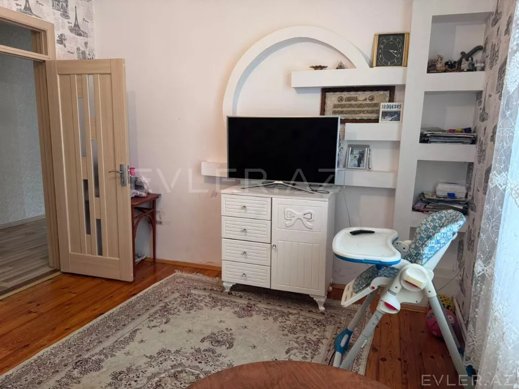 Satılır, həyət evi/villa
