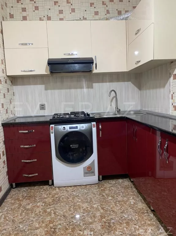 Satılır, yeni tikili