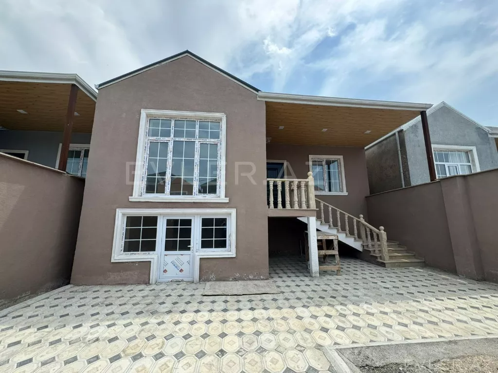 Satılır, həyət evi/villa