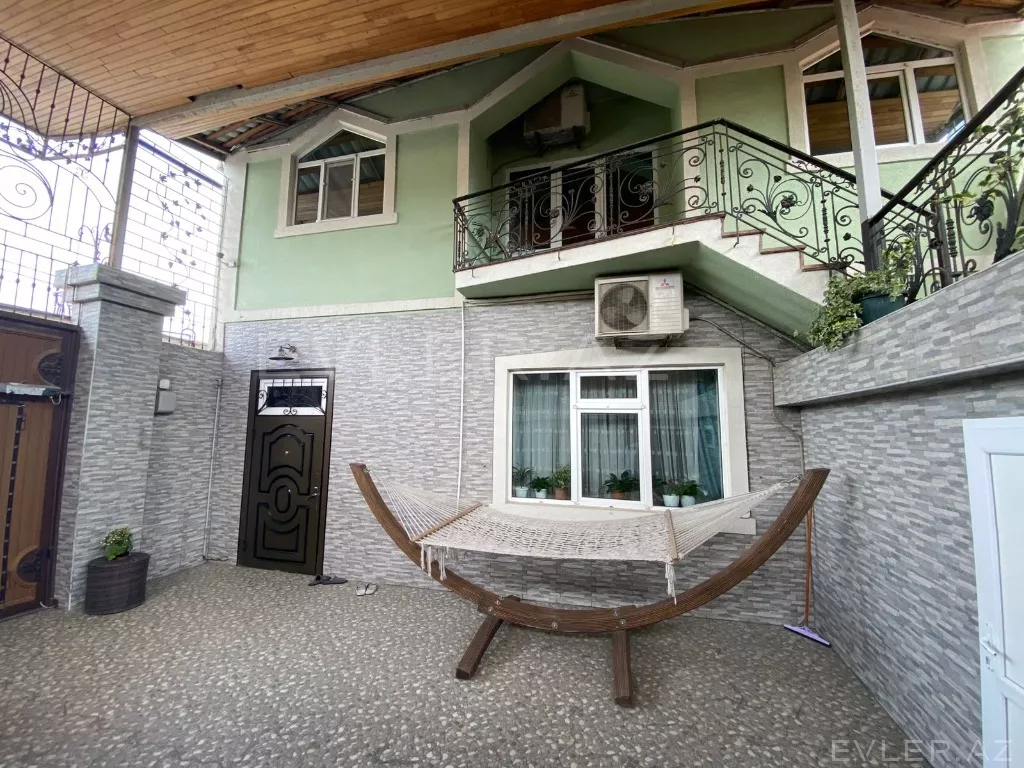Satılır, köhnə tikili