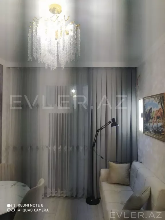 Satılır, yeni tikili