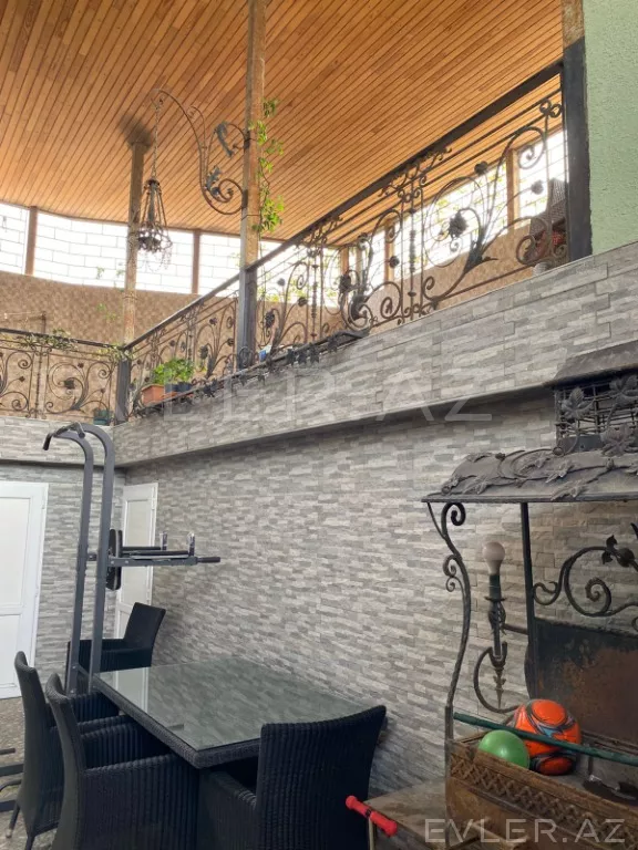 Satılır, həyət evi/villa