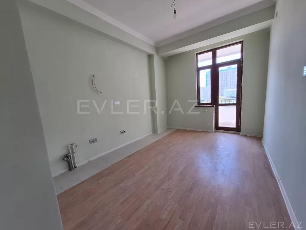 Satılır, yeni tikili