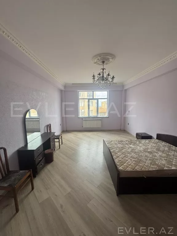 Satılır, yeni tikili