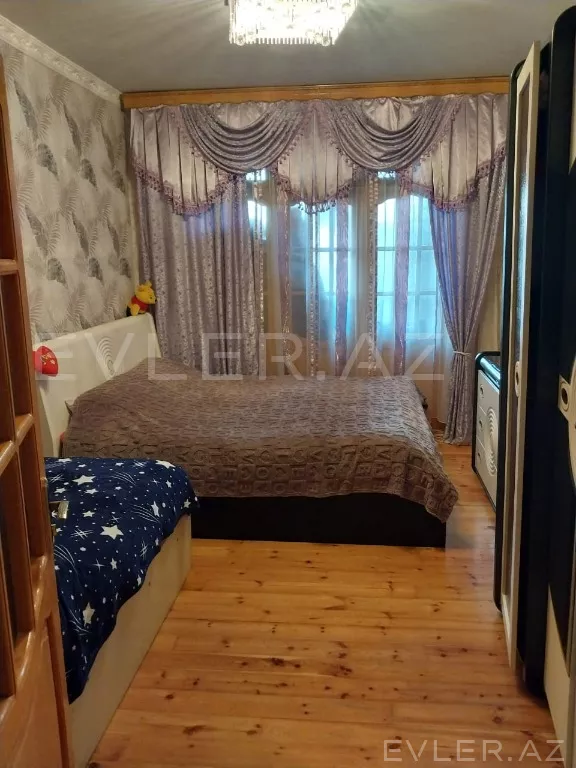 Satılır, köhnə tikili