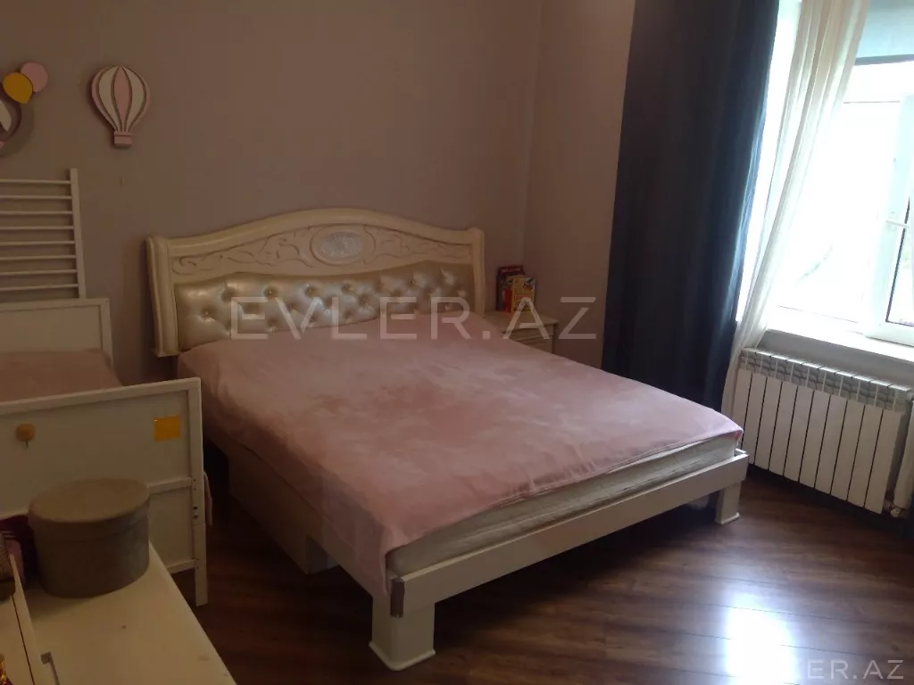 Satılır, bağ evi