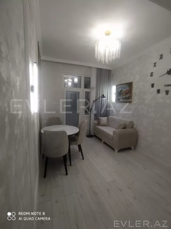 Satılır, yeni tikili