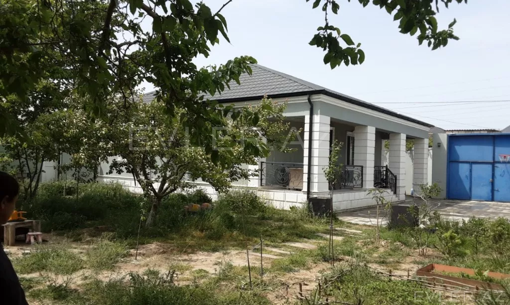 Satılır, bağ evi