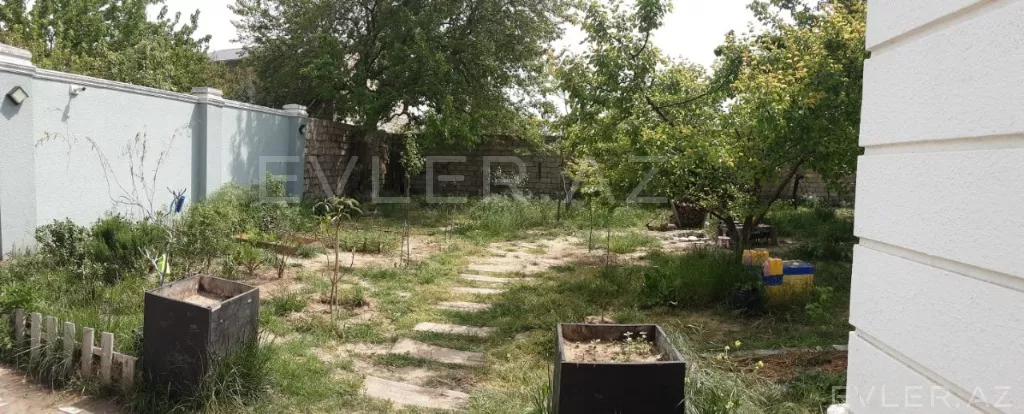 Satılır, bağ evi