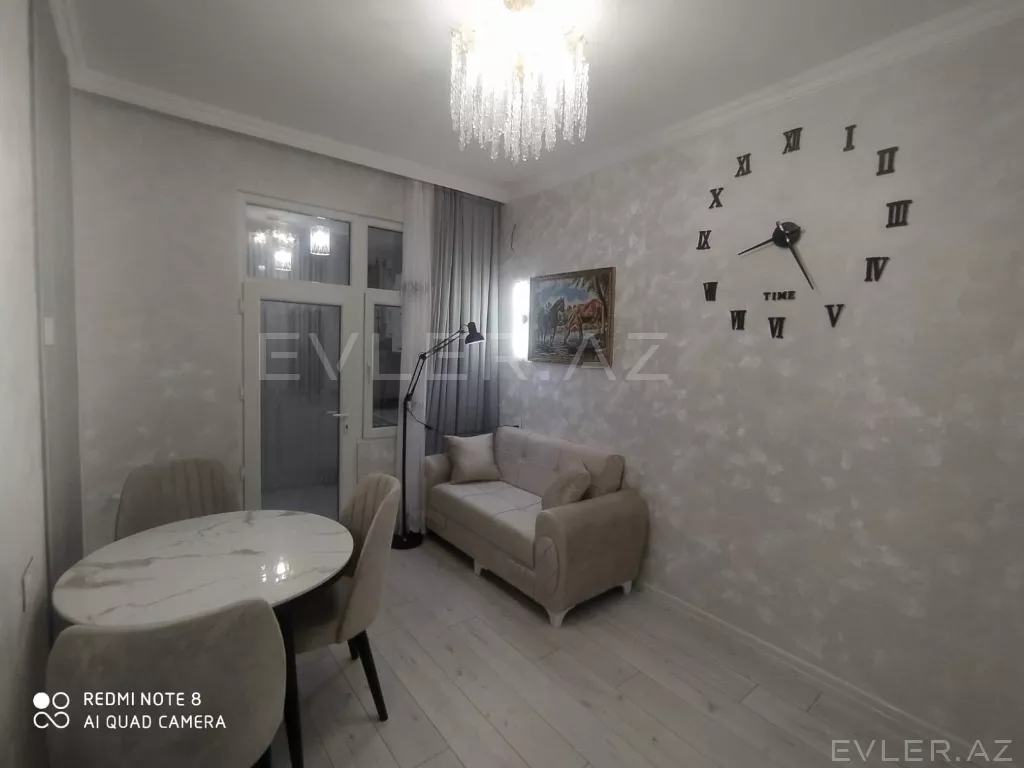 Satılır, yeni tikili
