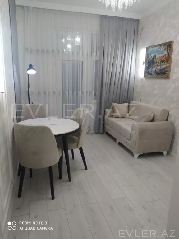 Satılır, yeni tikili
