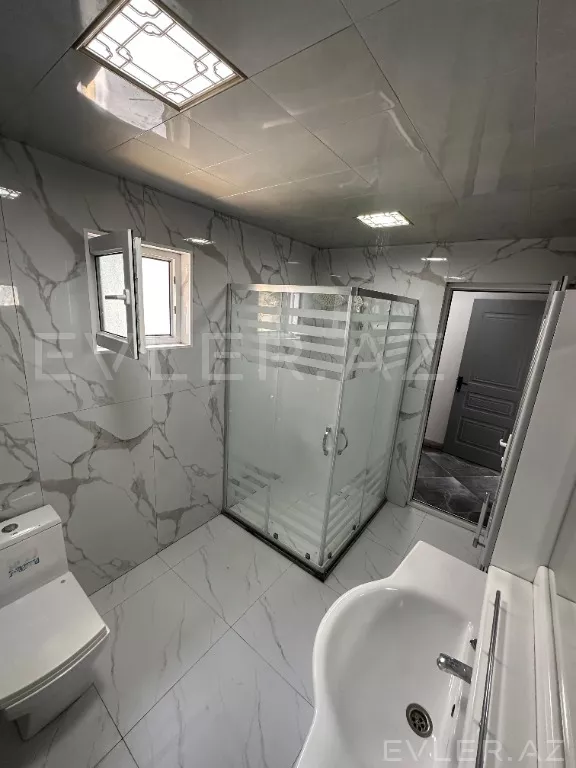 Satılır, həyət evi/villa