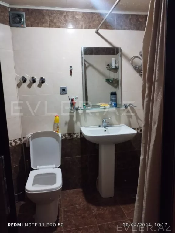 Satılır, köhnə tikili
