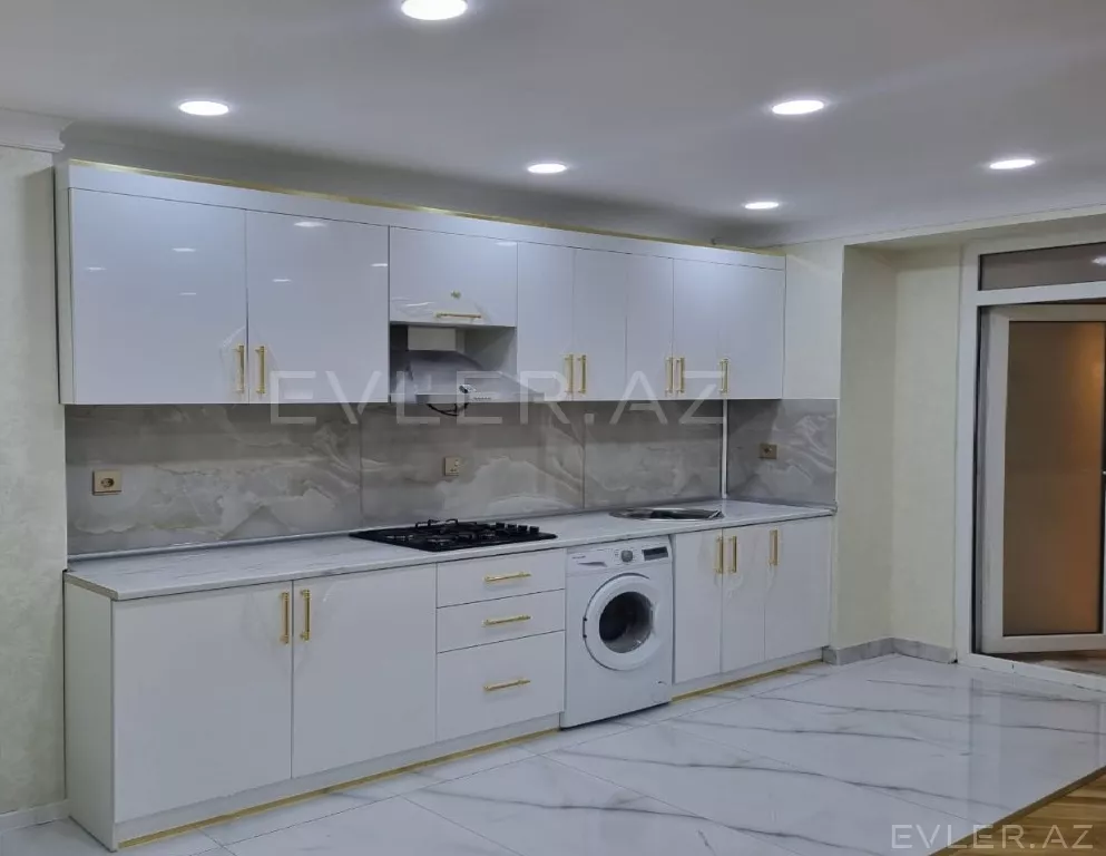 Satılır, köhnə tikili