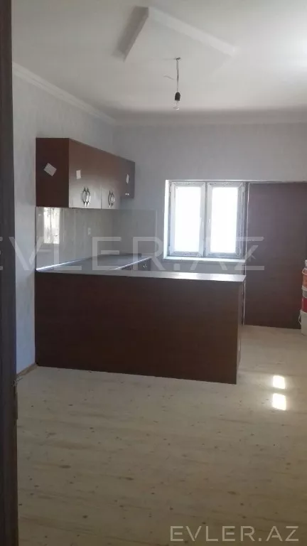 Satılır, həyət evi/villa