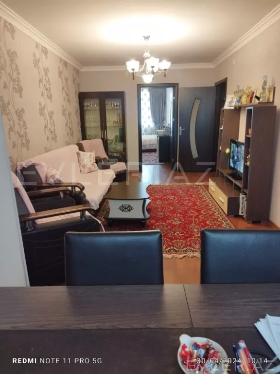 Satılır, köhnə tikili