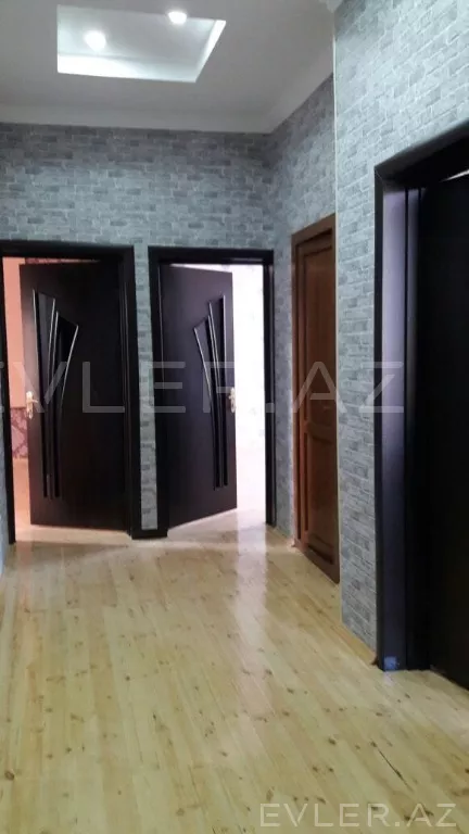 Satılır, həyət evi/villa