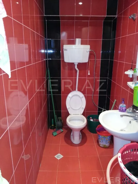 Satılır, həyət evi/villa