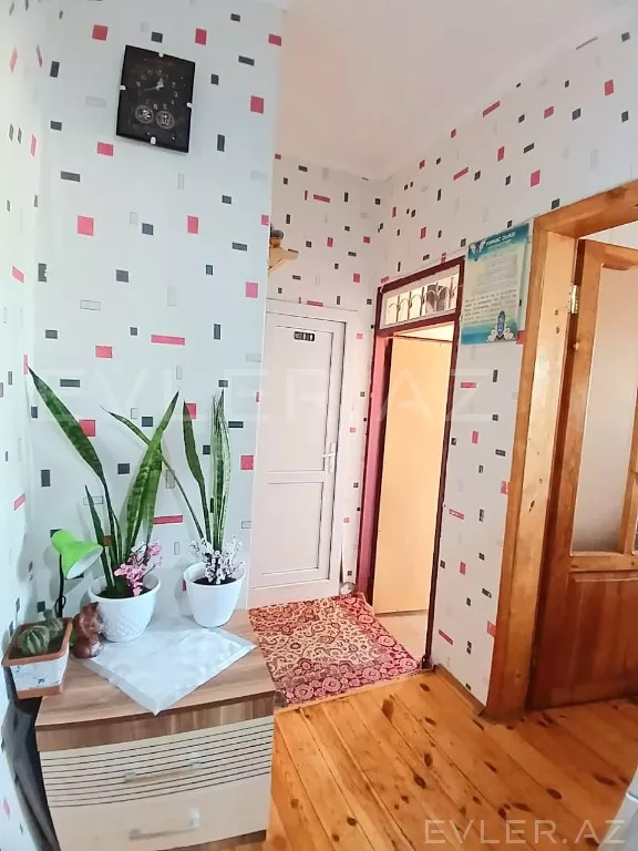 Satılır, həyət evi/villa
