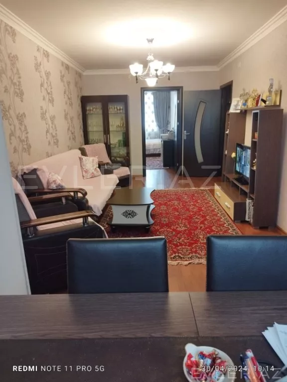 Satılır, köhnə tikili