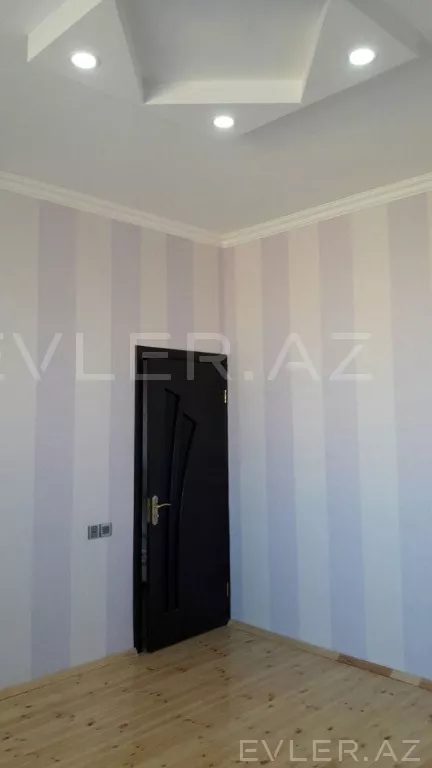 Satılır, həyət evi/villa