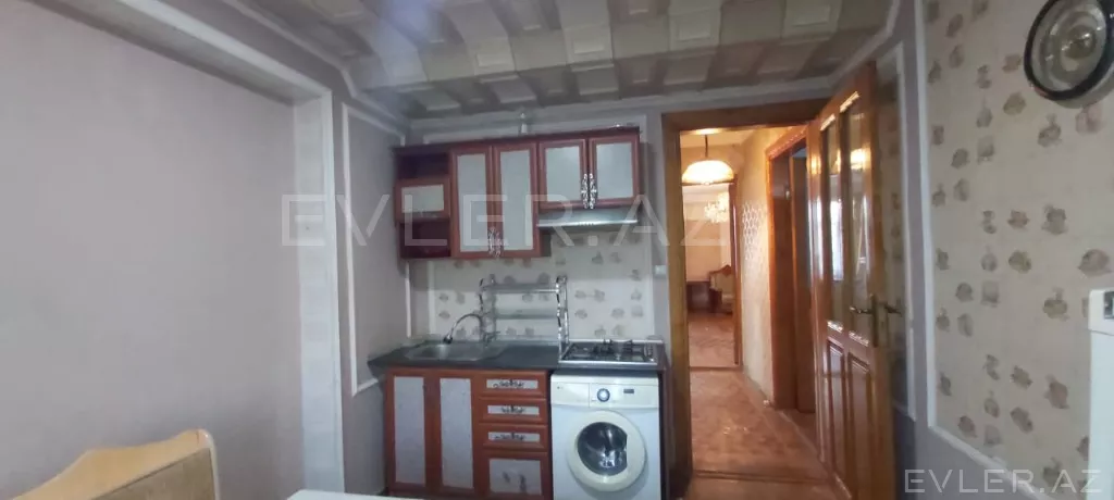 Satılır, köhnə tikili