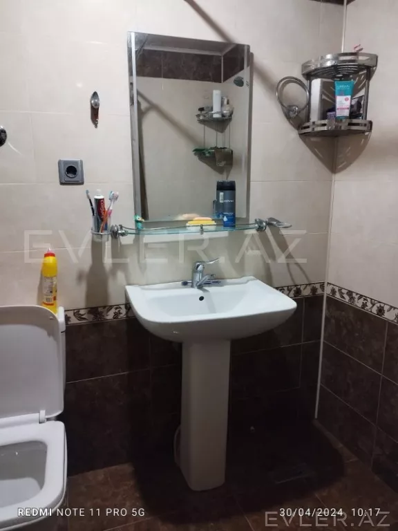 Satılır, köhnə tikili