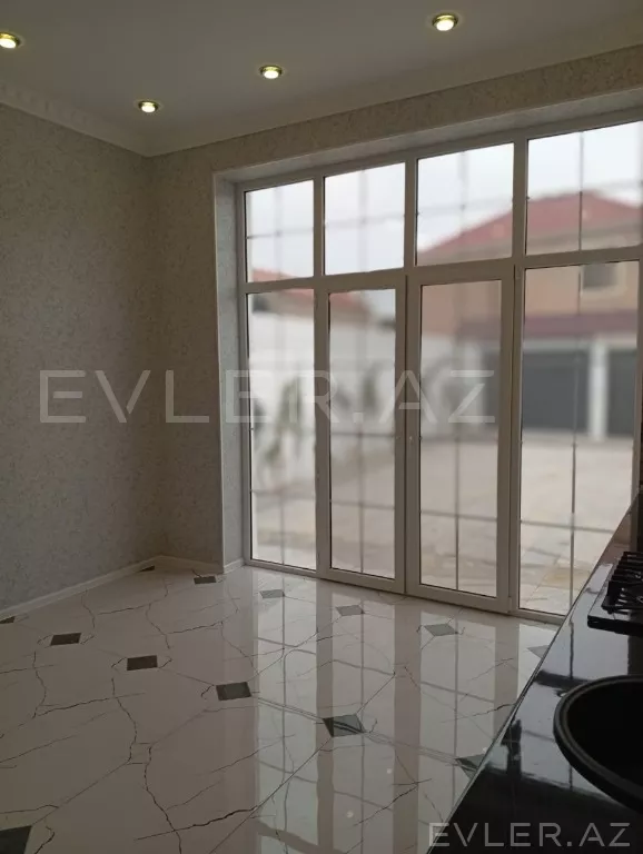 Satılır, bağ evi
