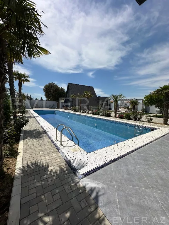 Satılır, həyət evi/villa