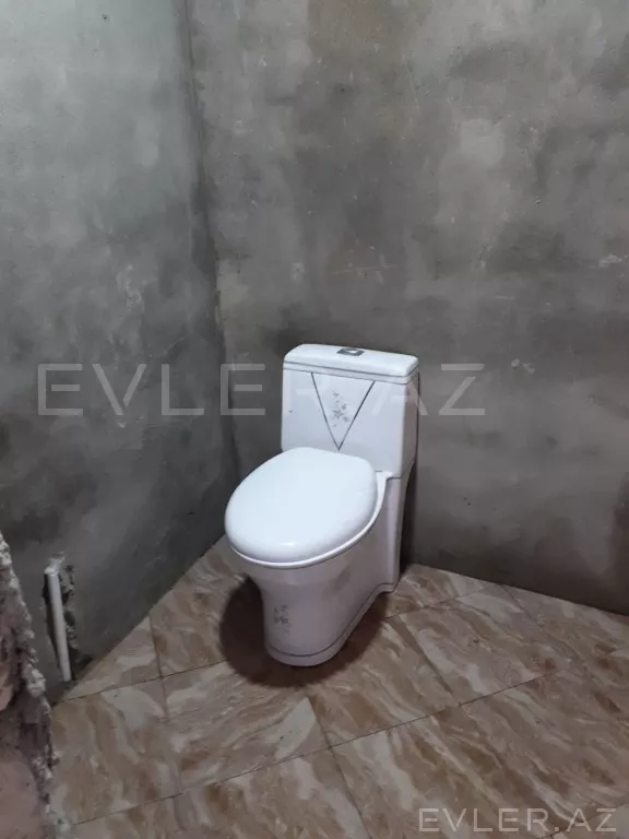 Satılır, həyət evi/villa