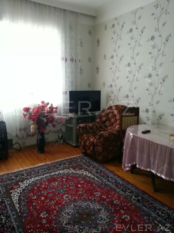 Satılır, həyət evi/villa