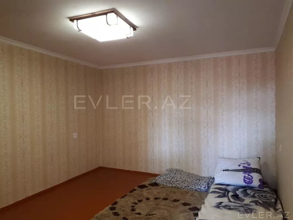 Satılır, həyət evi/villa
