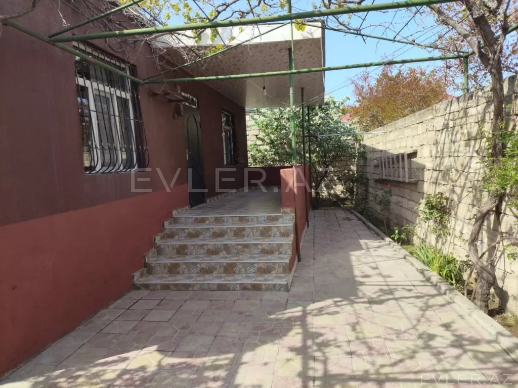 Satılır, həyət evi/villa