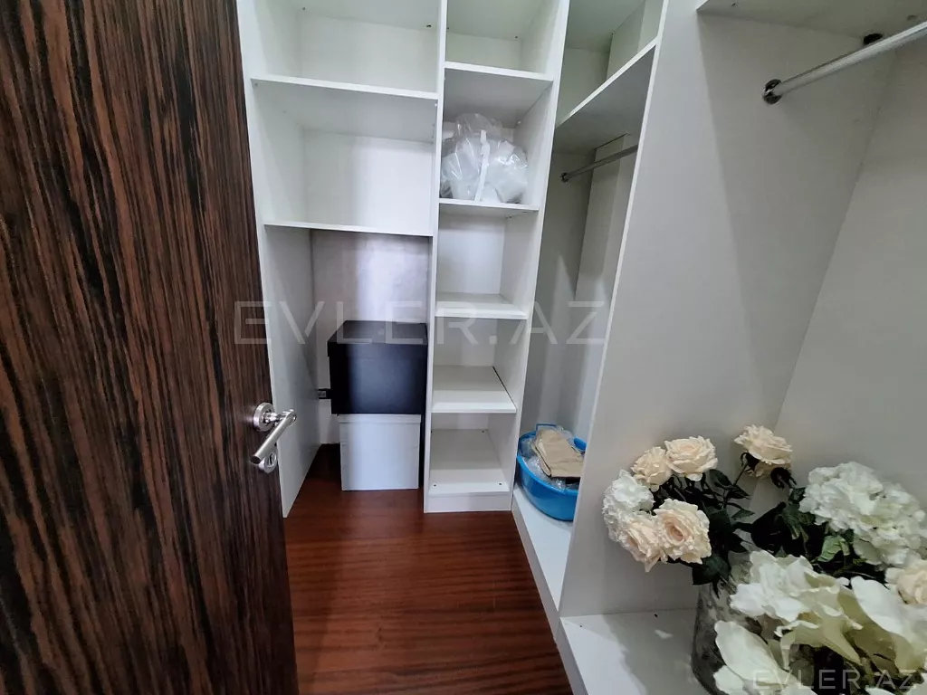 Satılır, yeni tikili